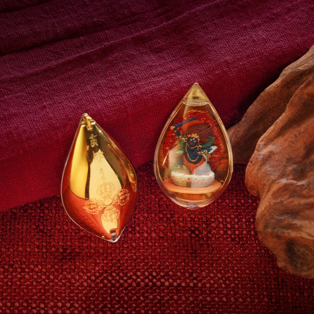 The Unshakable Throne | Immovable Focus & Guardian Resilience Petal-Amulet (Acala)
