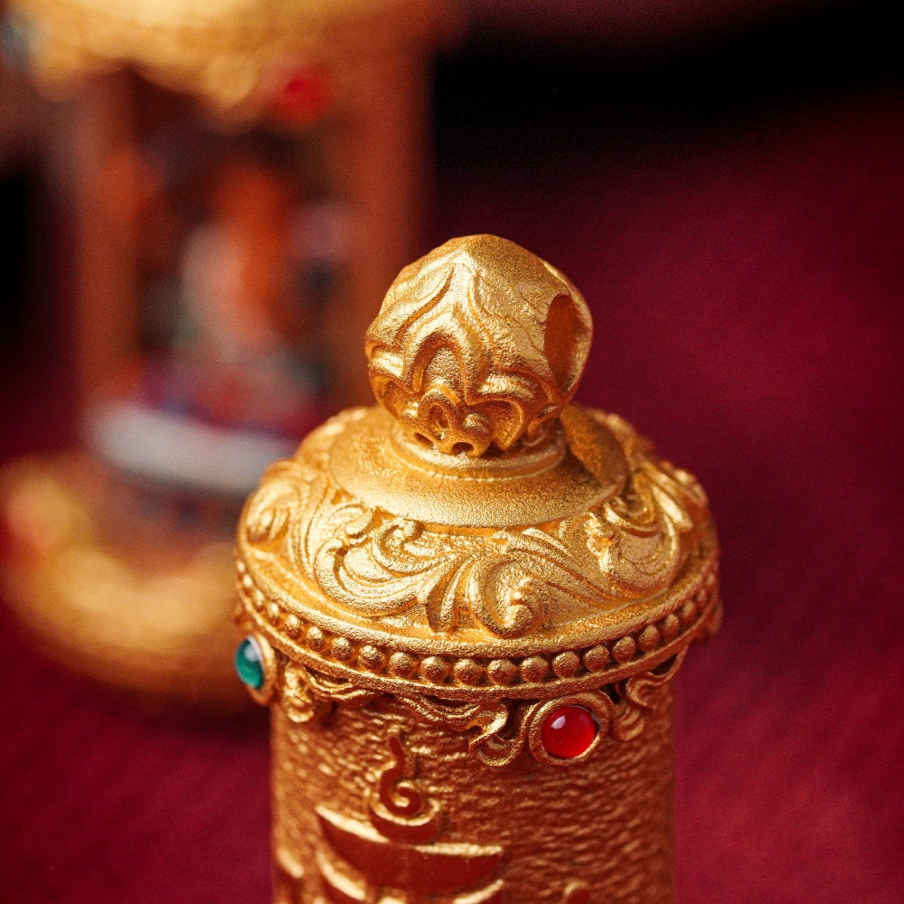 The Lens of Clarity: Manjushri’s Divine Wisdom & Golden Insight Amulet