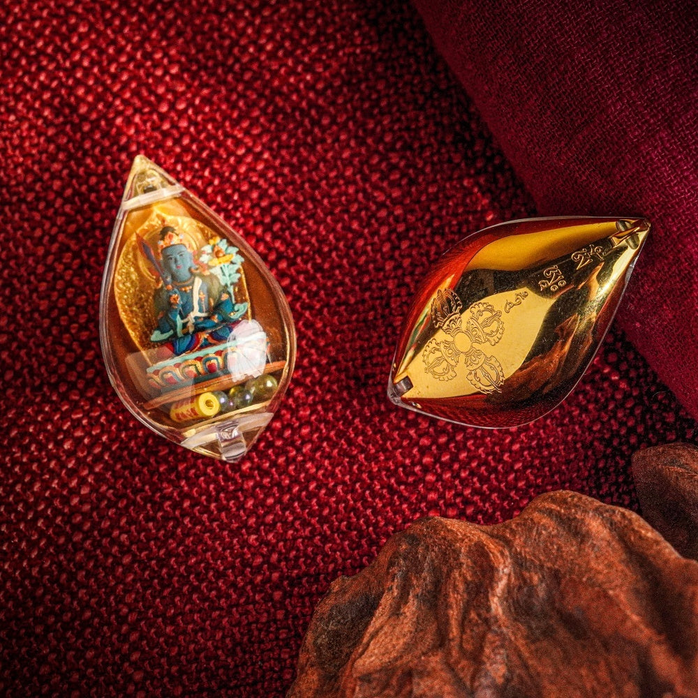 The Boundless Treasury | Strategic Insight & Creative Abundance Petal-Amulet (Akasagarbha)