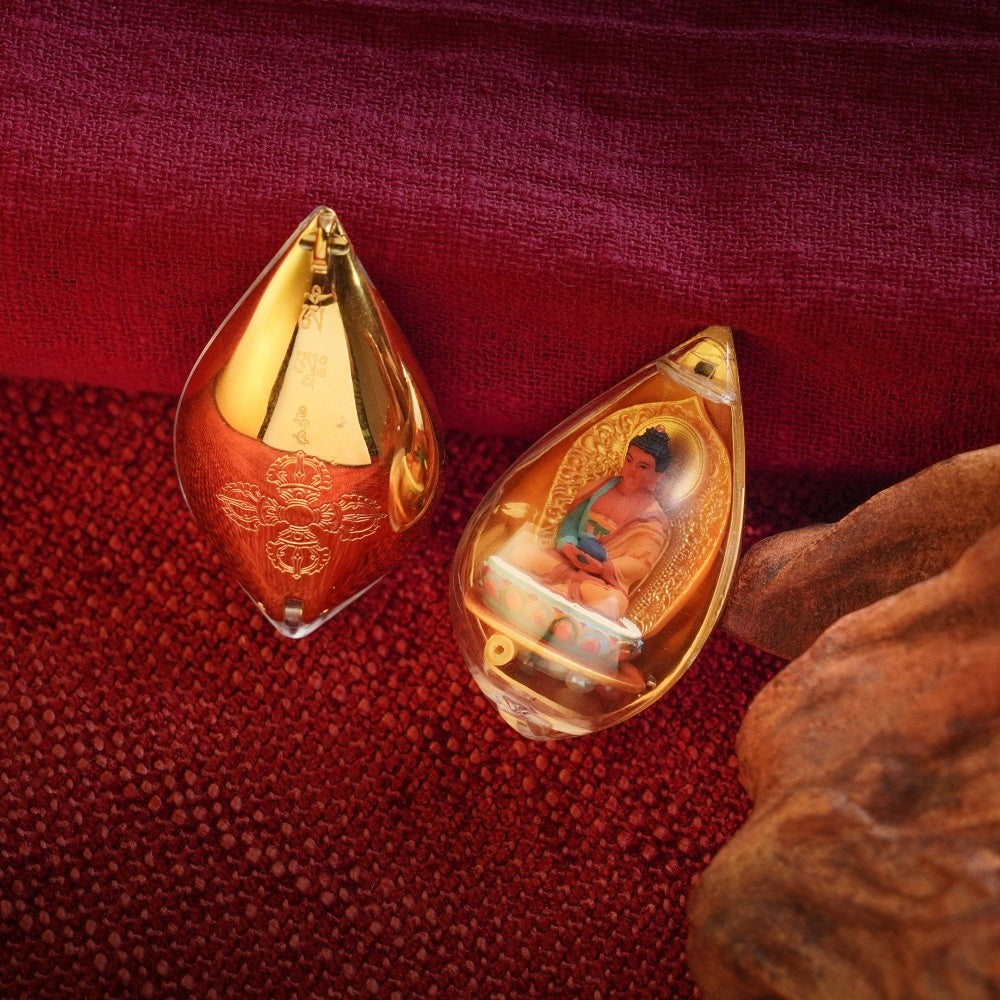 The Eternal Sanctuary | Boundless Light & Inner Serenity Petal-Amulet (Amitabha)