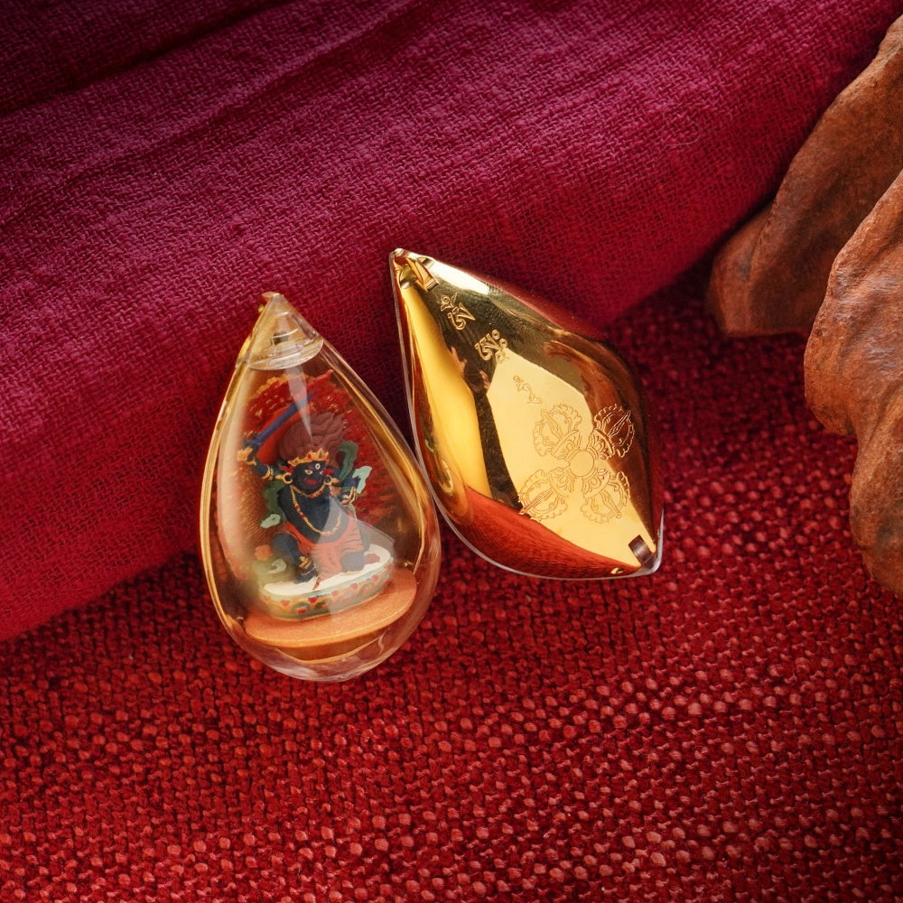 The Unshakable Throne | Immovable Focus & Guardian Resilience Petal-Amulet (Acala)